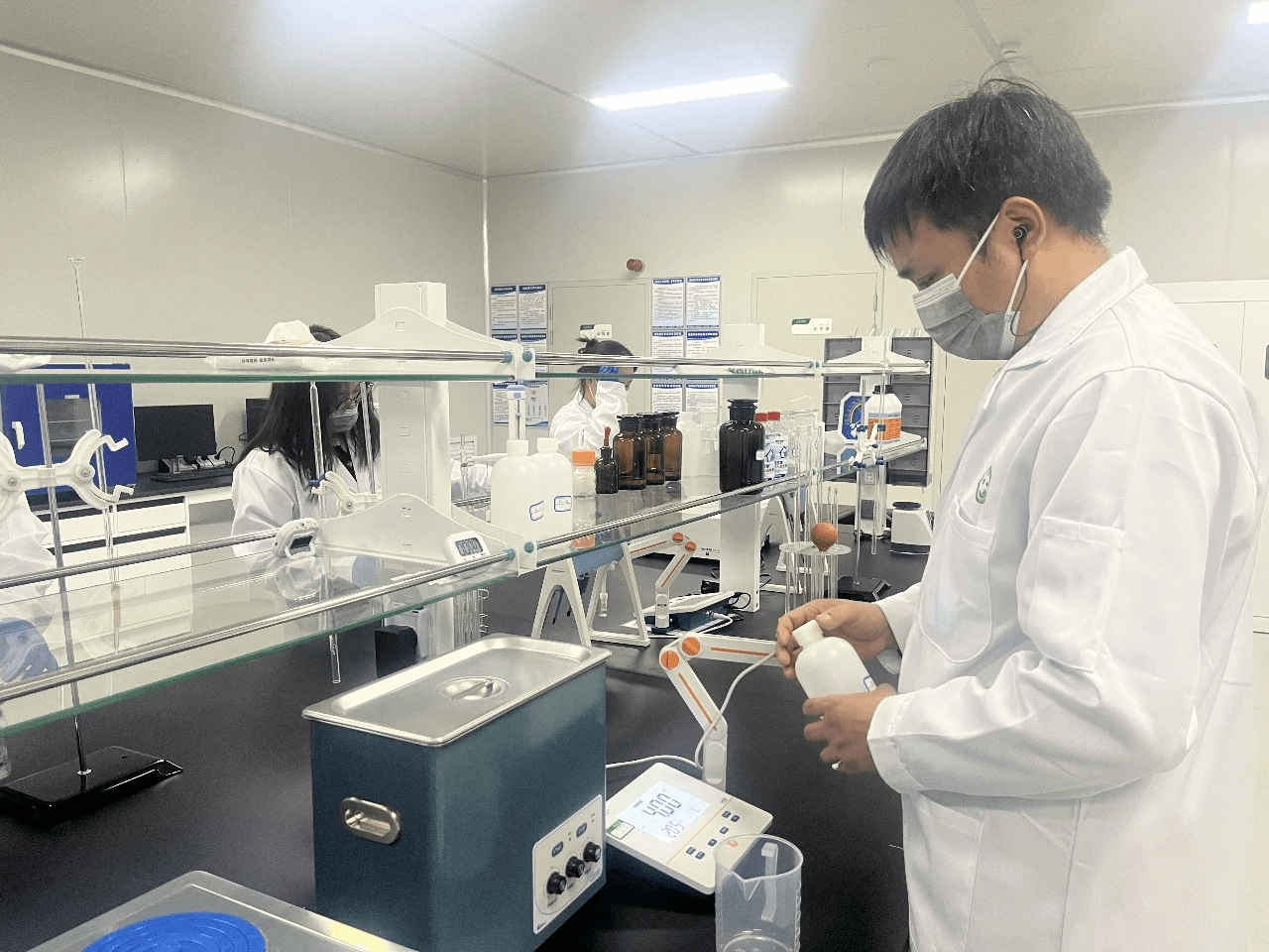 东北首座婴幼儿发酵乳工厂在哈尔滨新区投产，开启乳业新篇章